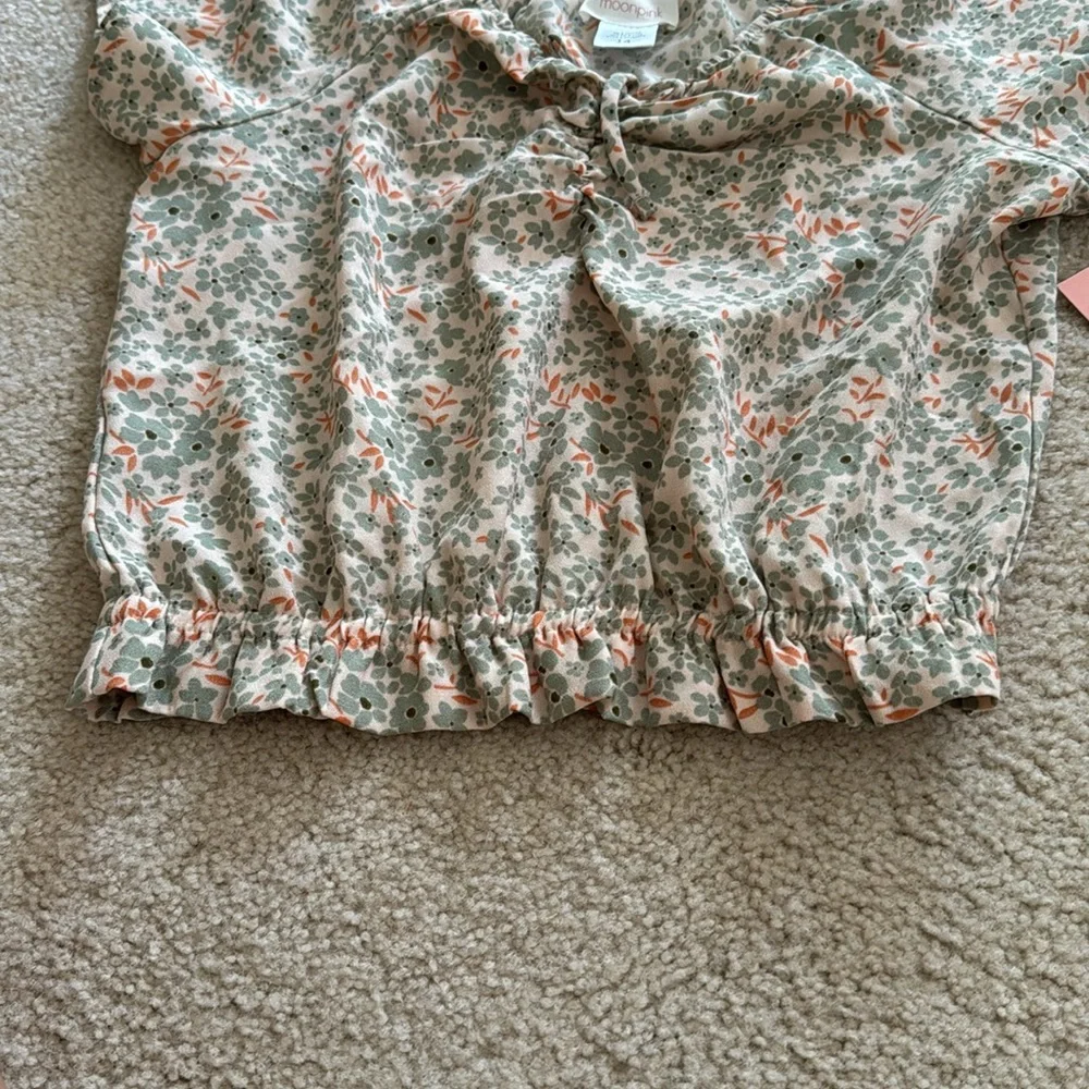 Brand new soft material top for 14 years old - Picture 4 of 5